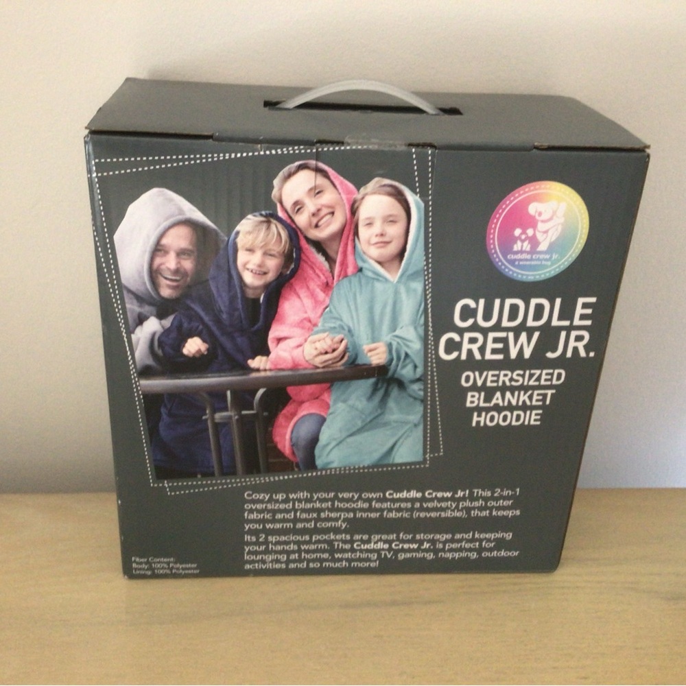 Cuddle crew Jr over size hoodie one size new w/in box pink